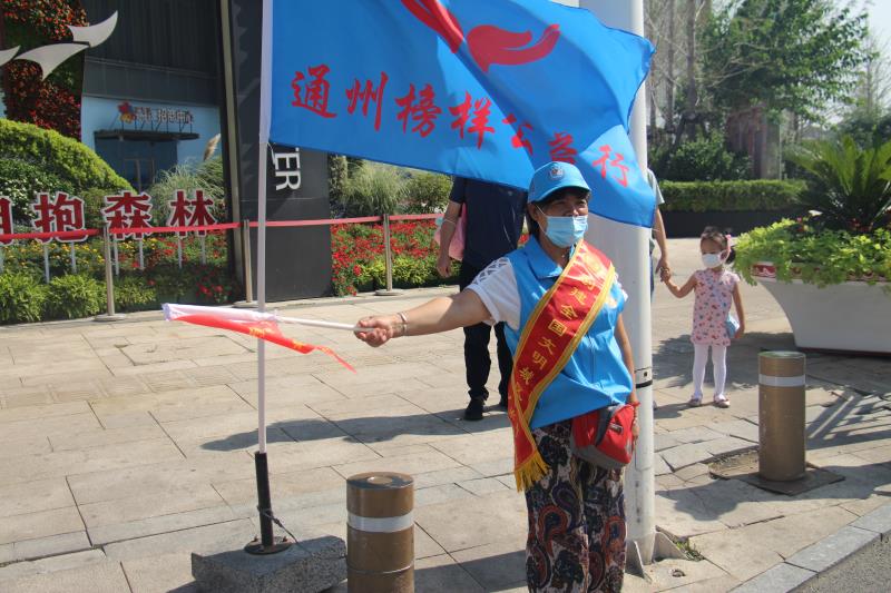 <strong>欧美妞干区一区二区</strong>